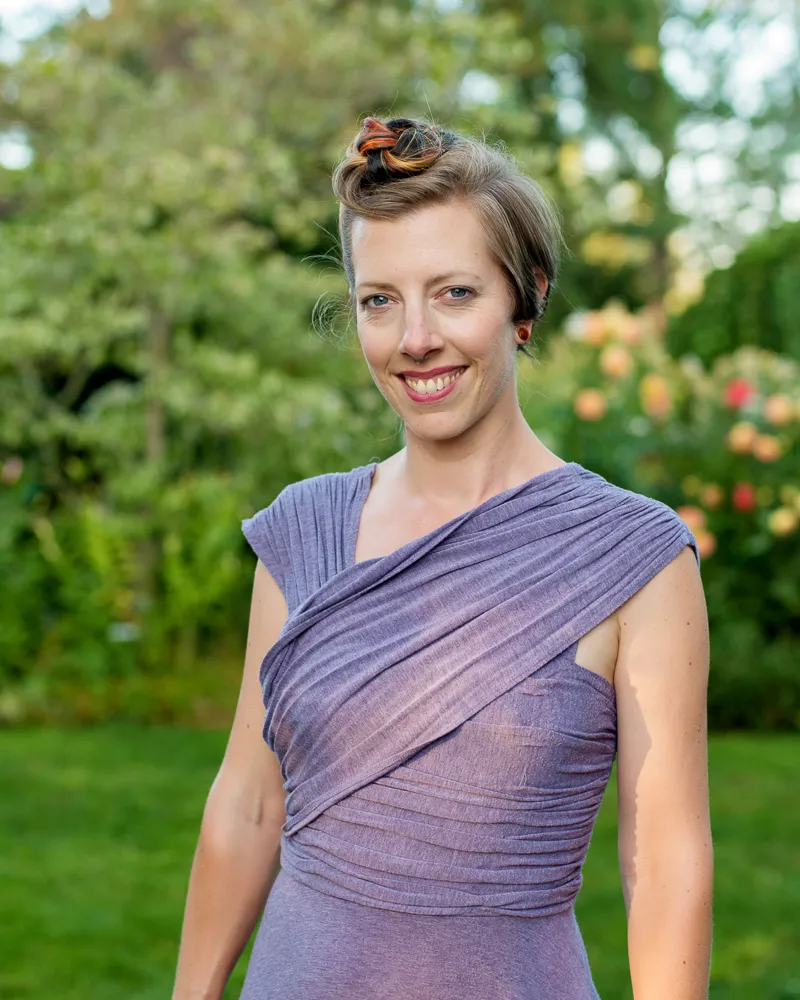 Angela_Holm_HS